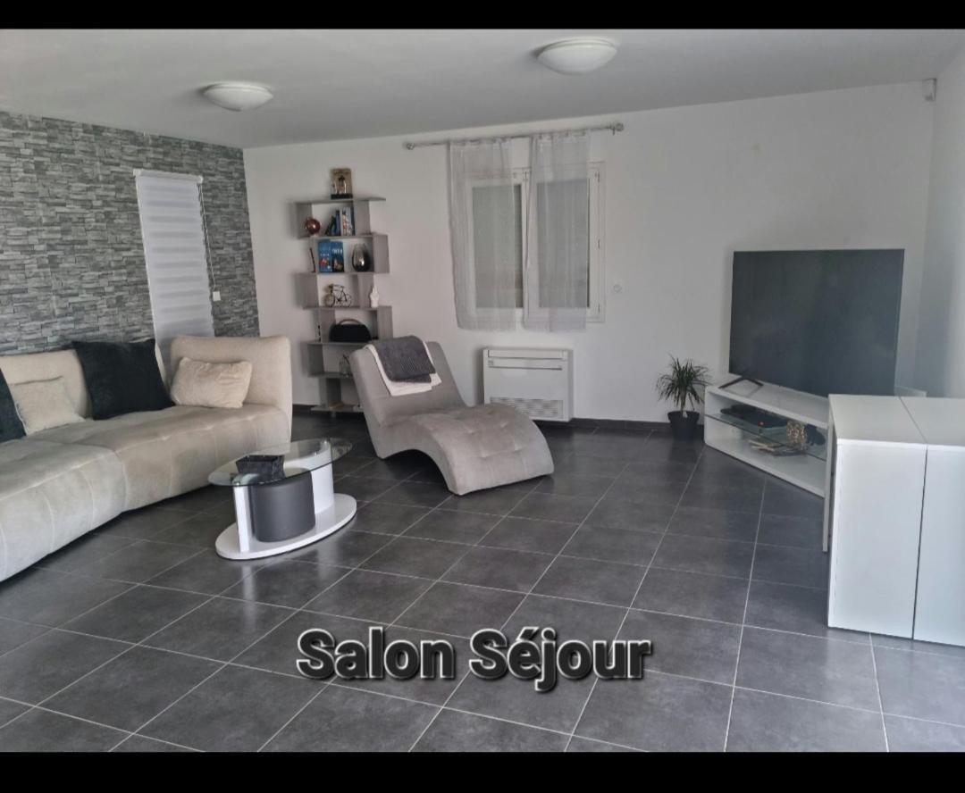 Maison 8 Couchages Clim, Plage A Pied, Petite Piscine Пор-ла-Нувель Экстерьер фото